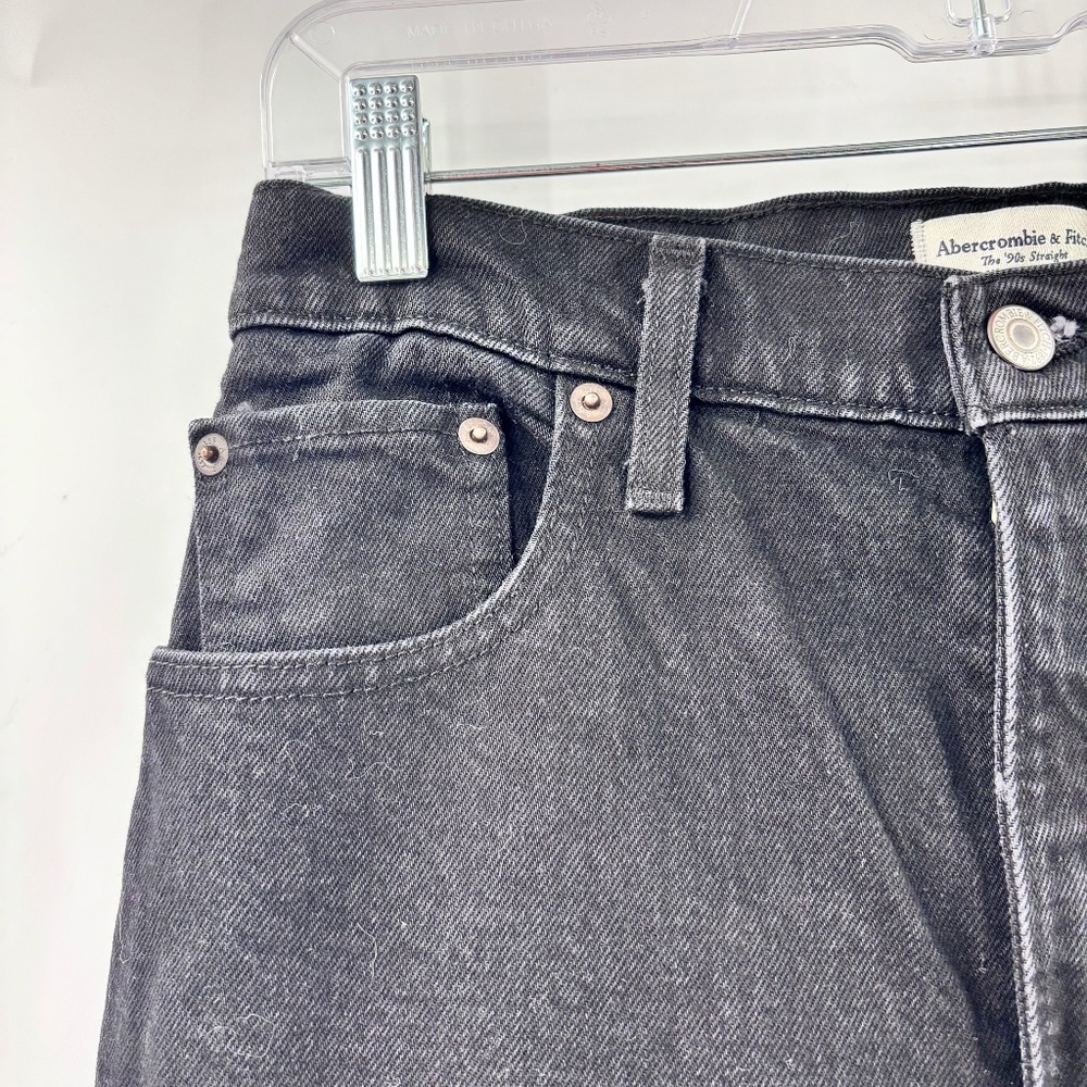 Abercrombie & Fitch Ultra High Rise The 90's Straight Leg Jeans Black Size 27 - Picture 2 of 6